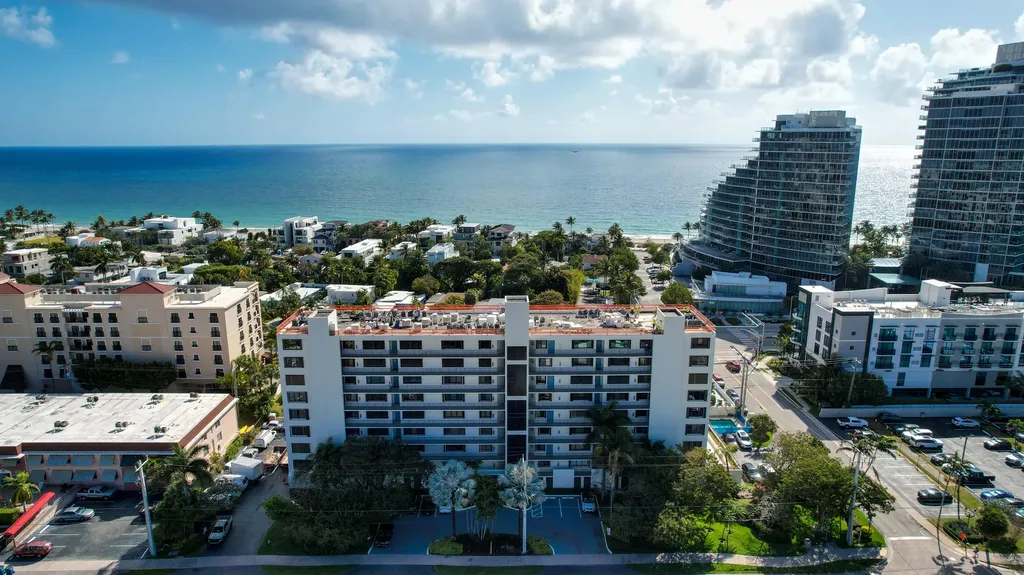 2300 NE 33rd Avenue Fort Lauderdale FL 33305
