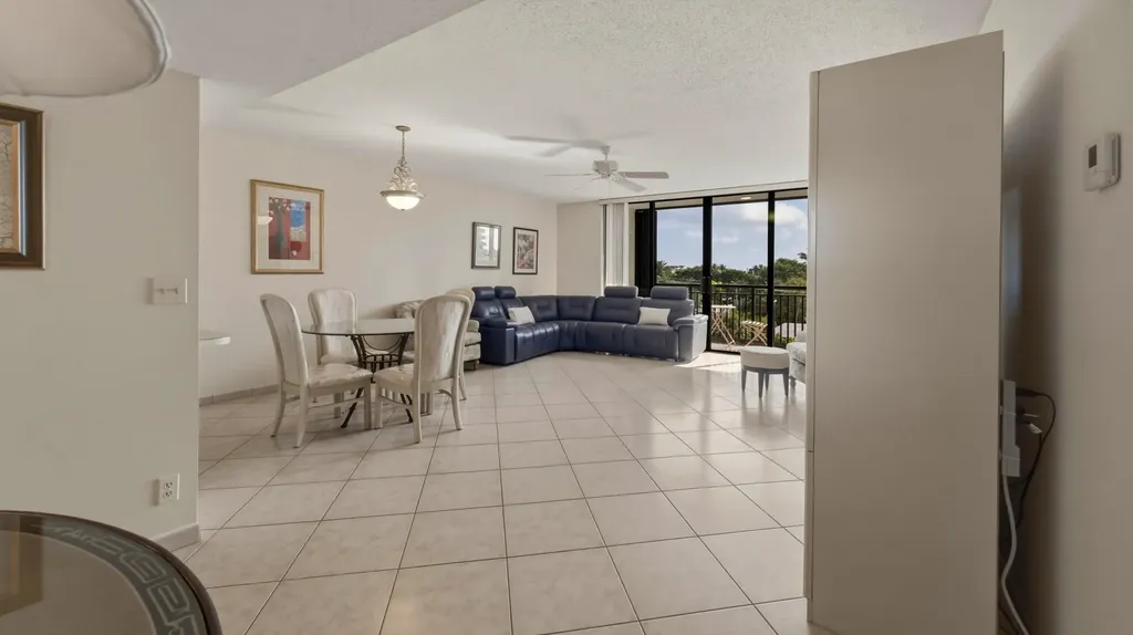 2300 NE 33rd Avenue Fort Lauderdale FL 33305