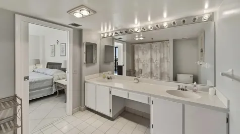 2300 NE 33rd Avenue Fort Lauderdale FL 33305