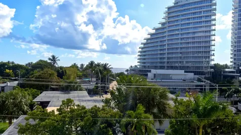 2300 NE 33rd Avenue Fort Lauderdale FL 33305