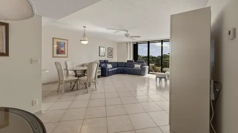 2300 NE 33rd Avenue Fort Lauderdale FL 33305