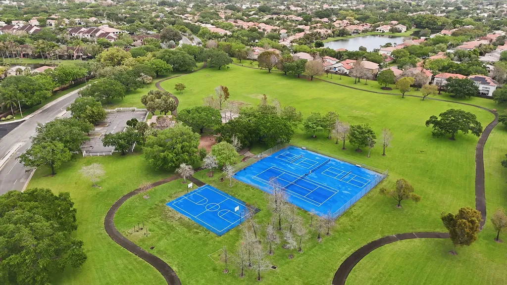 10690 NW 12th Drive Plantation FL 33322