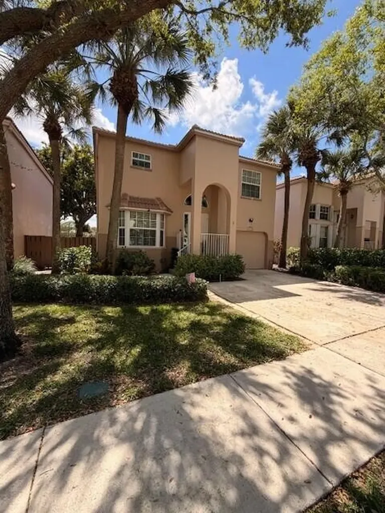10690 NW 12th Drive Plantation FL 33322
