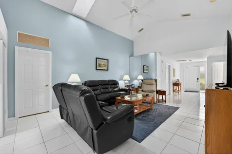 4325 SE Scotland Cay Way Stuart FL 34997