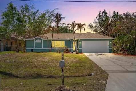 166 SW Andover Court Port St Lucie FL 34953