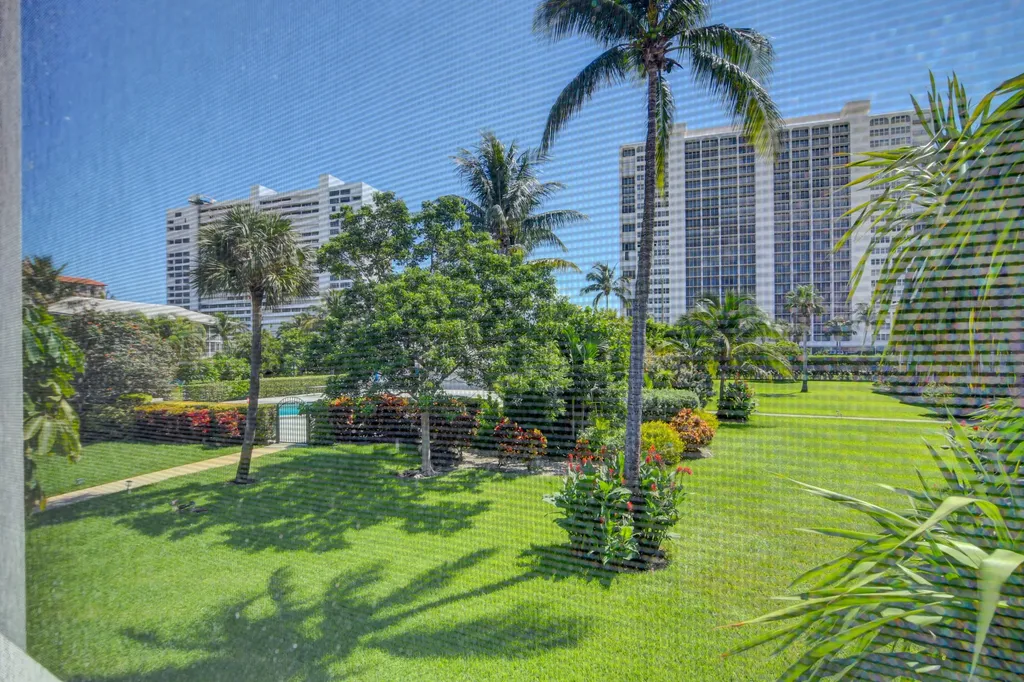 2730 Banyan Road Boca Raton FL 33432