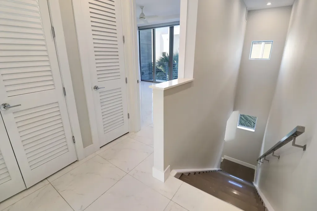 4033 NW 17th Way Boca Raton FL 33431