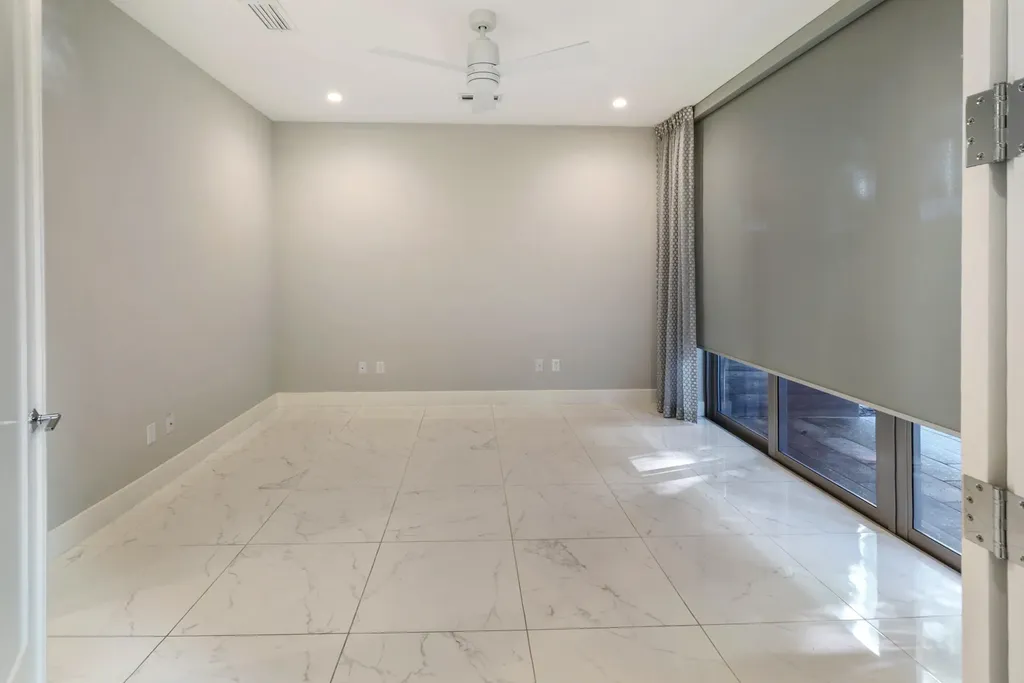 4033 NW 17th Way Boca Raton FL 33431