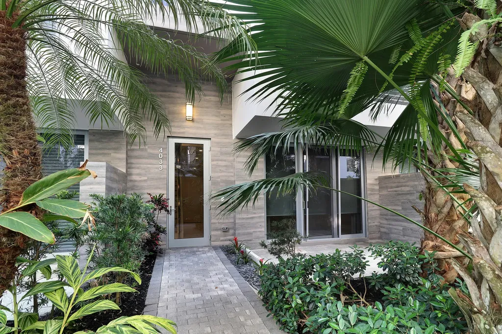4033 NW 17th Way Boca Raton FL 33431
