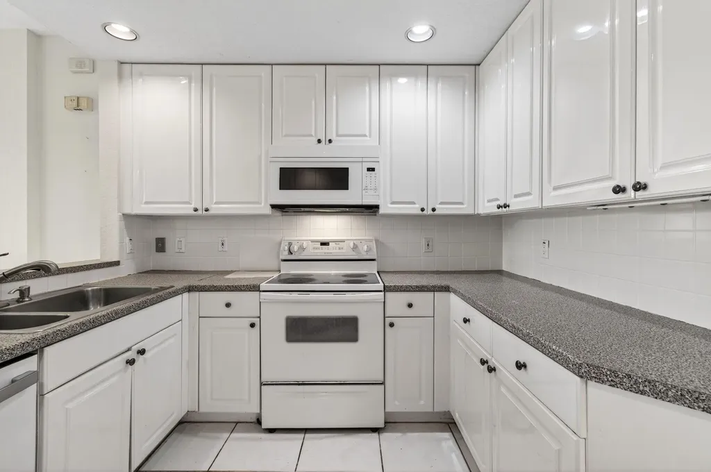 12468 Crystal Pointe Drive Boynton Beach FL 33437