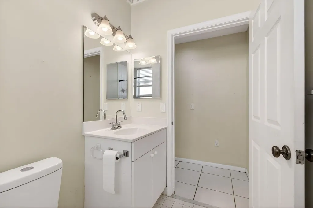12468 Crystal Pointe Drive Boynton Beach FL 33437