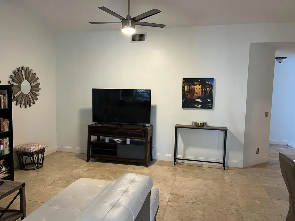6549 Via Regina Boca Raton FL 33433