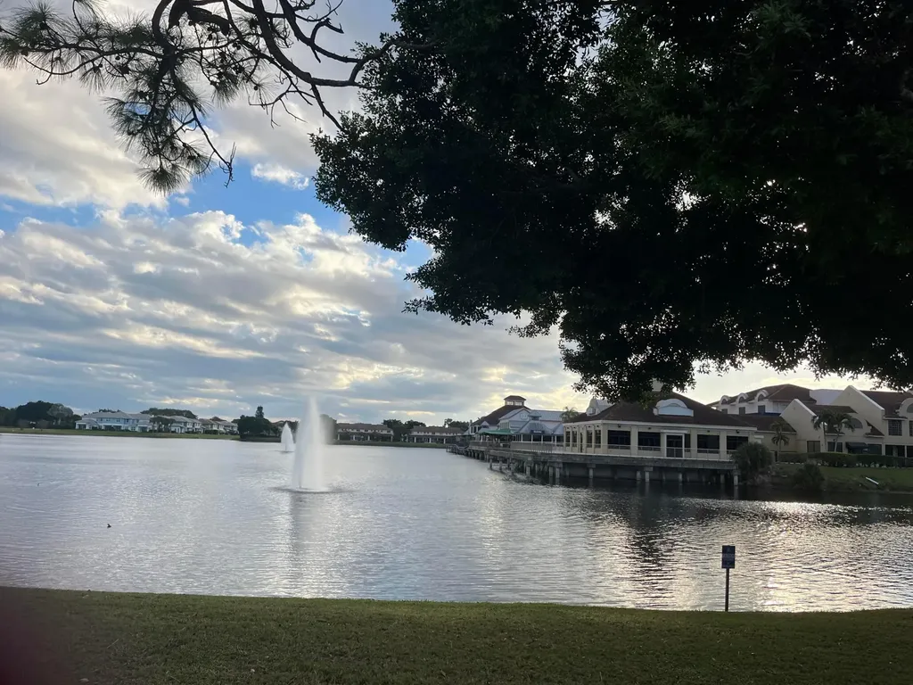 6549 Via Regina Boca Raton FL 33433