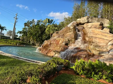 6549 Via Regina Boca Raton FL 33433
