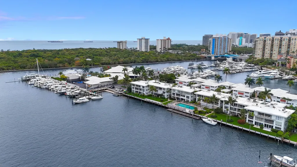 2717 Yacht Club Boulevard Fort Lauderdale FL 33304
