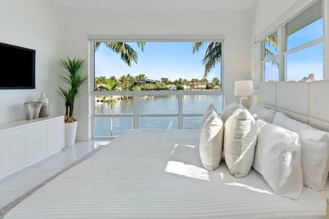2717 Yacht Club Boulevard Fort Lauderdale FL 33304