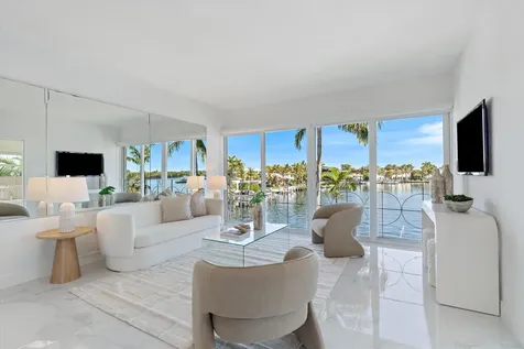2717 Yacht Club Boulevard Fort Lauderdale FL 33304