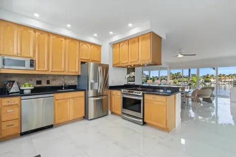 2717 Yacht Club Boulevard Fort Lauderdale FL 33304