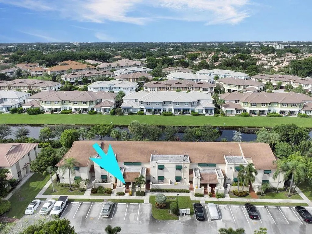 6703 Via Regina Boca Raton FL 33433