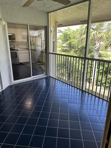 6703 Via Regina Boca Raton FL 33433