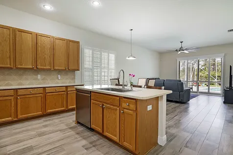 7004 SE Twin Oaks Circle Stuart FL 34997