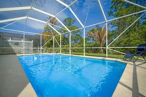 7004 SE Twin Oaks Circle Stuart FL 34997