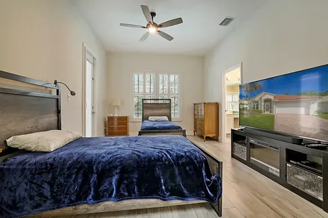 7004 SE Twin Oaks Circle Stuart FL 34997