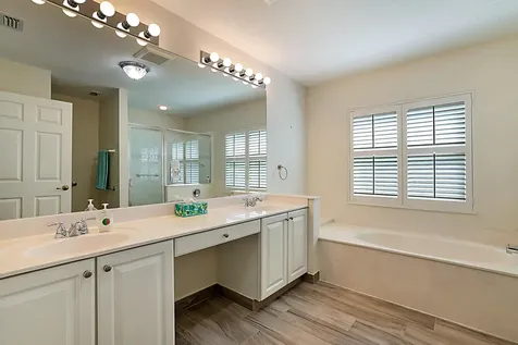 7004 SE Twin Oaks Circle Stuart FL 34997