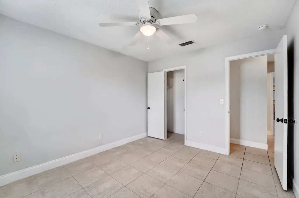 1918 SE Cheltenham Street Port St Lucie FL 34983
