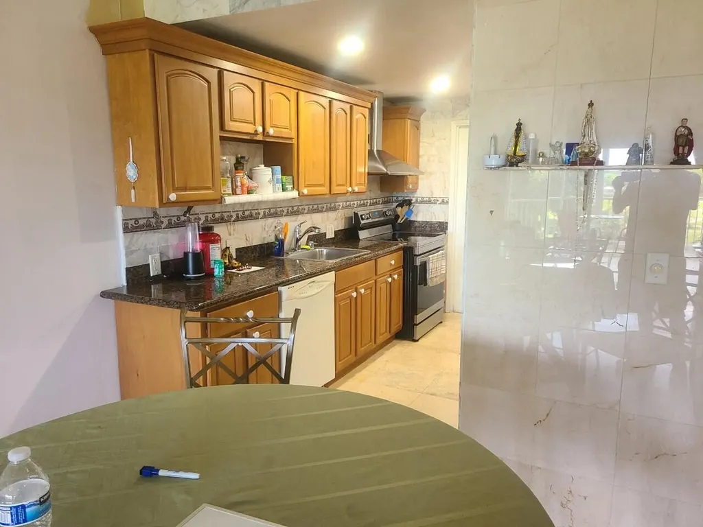 3050 N Palm Aire Drive Pompano Beach FL 33069
