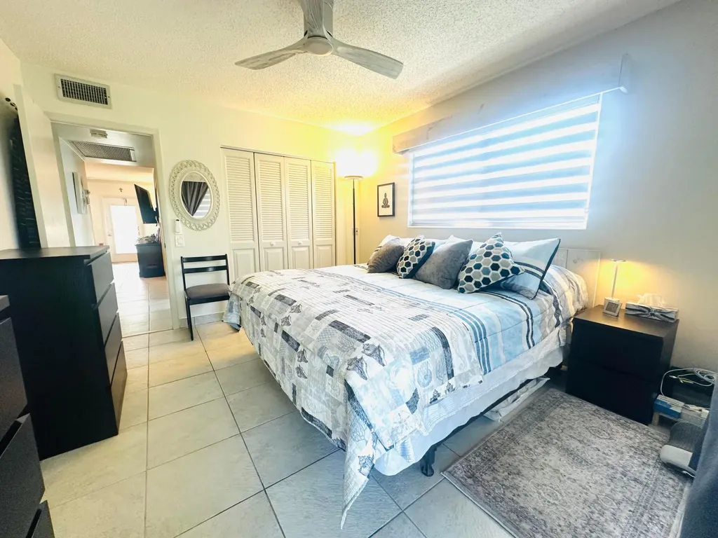200 Ventnor L Deerfield Beach FL 33442