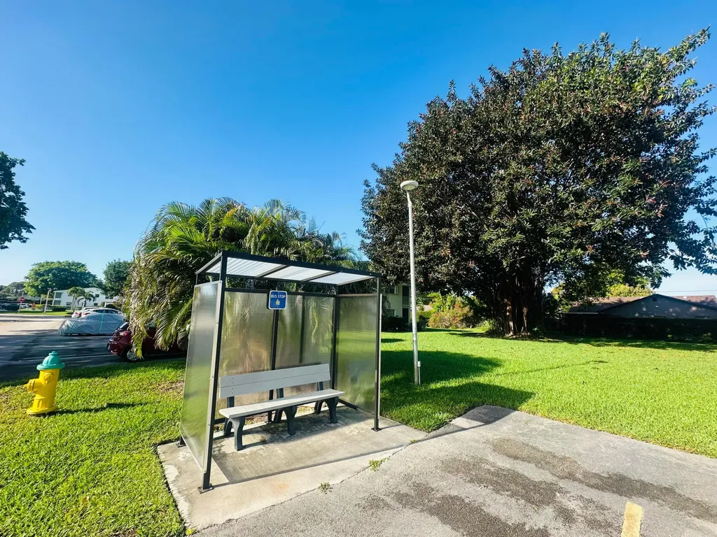 200 Ventnor L Deerfield Beach FL 33442