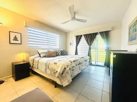 200 Ventnor L Deerfield Beach FL 33442