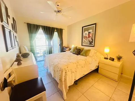200 Ventnor L Deerfield Beach FL 33442
