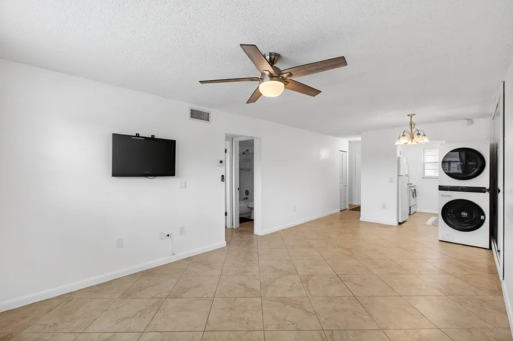600 SW 2nd Avenue Boca Raton FL 33432