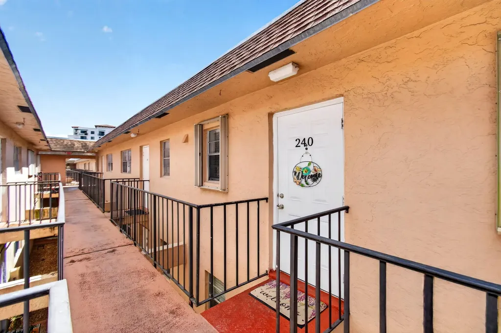 600 SW 2nd Avenue Boca Raton FL 33432