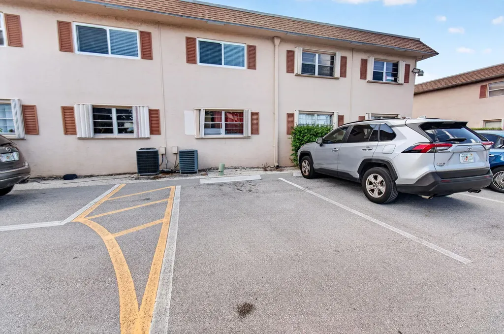 600 SW 2nd Avenue Boca Raton FL 33432