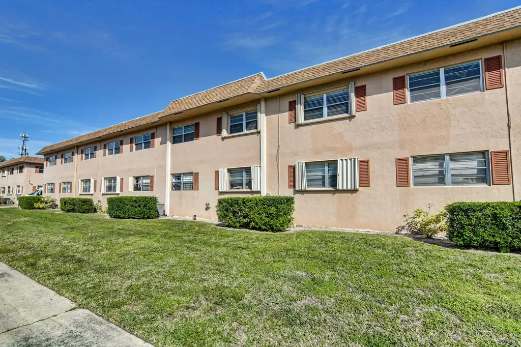 600 SW 2nd Avenue Boca Raton FL 33432