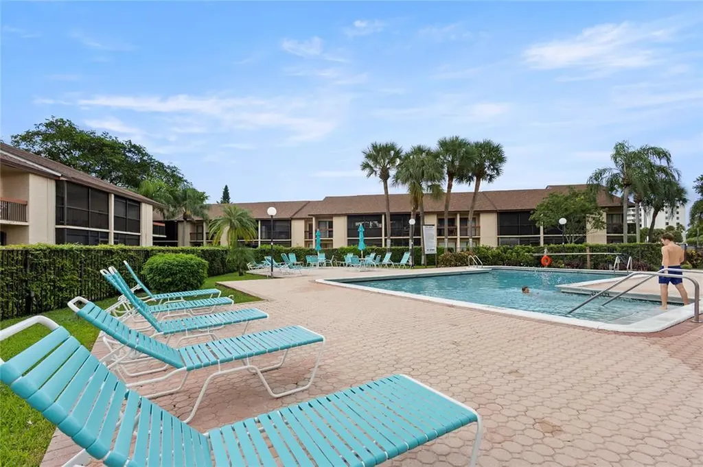 2209 SW 15th Street Deerfield Beach FL 33442