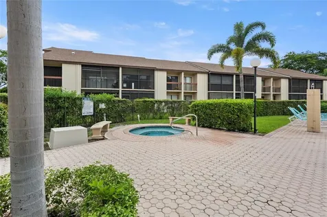 2209 SW 15th Street Deerfield Beach FL 33442
