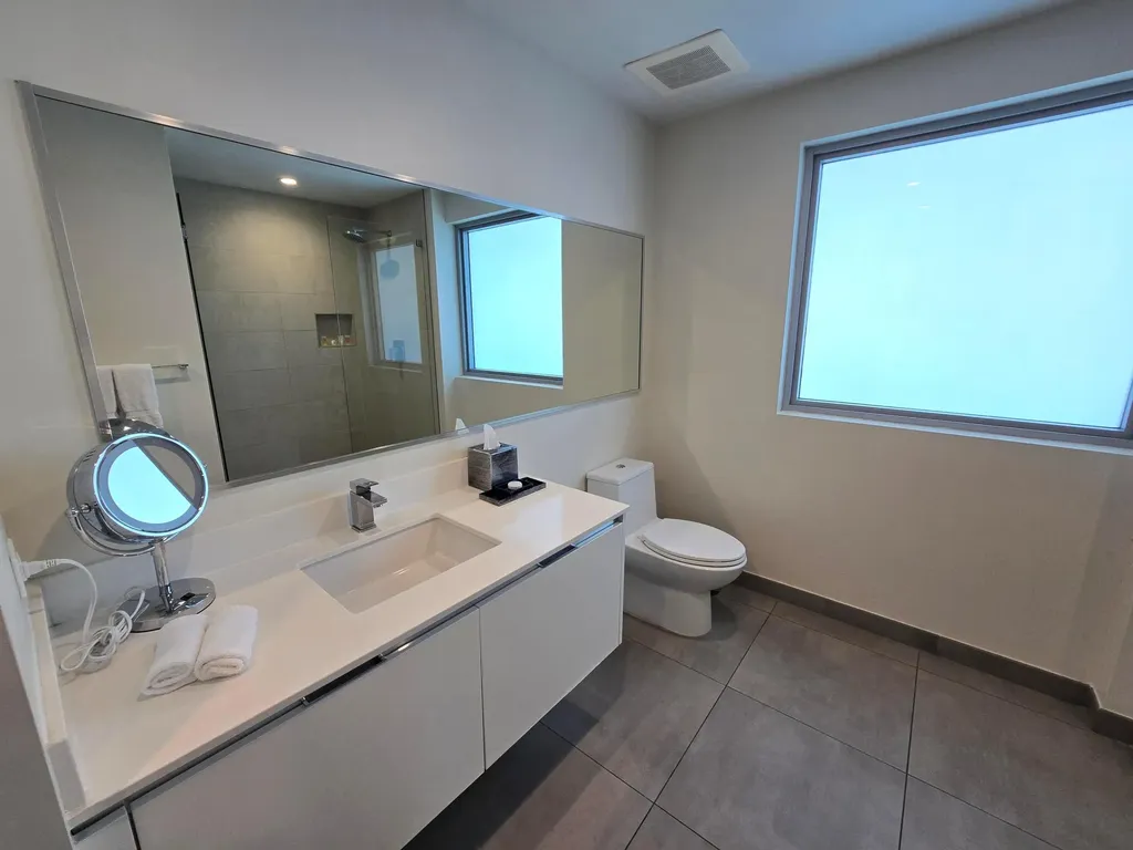 777 N Ocean Drive Hollywood FL 33019