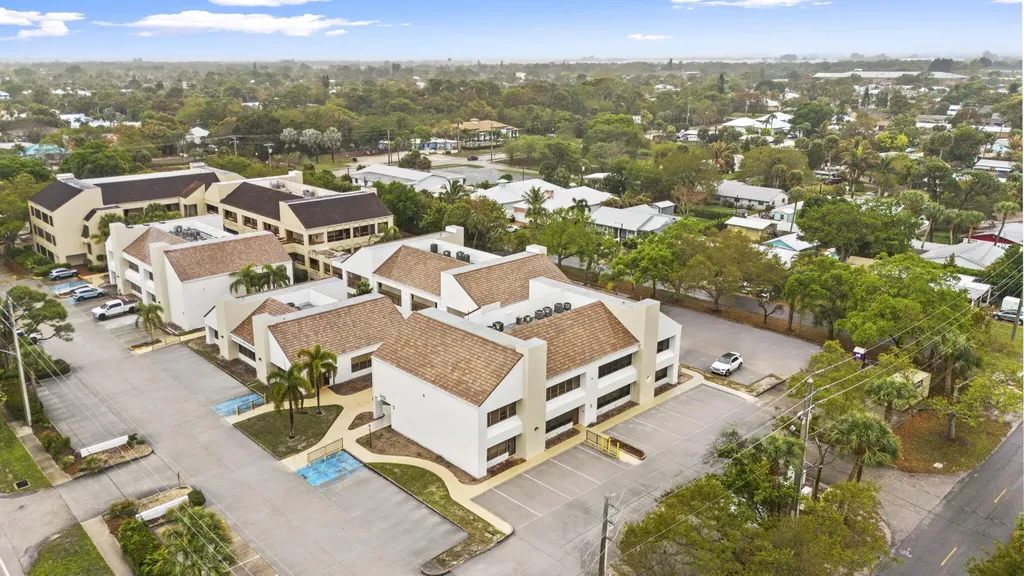 900 SE Ocean Boulevard Stuart FL