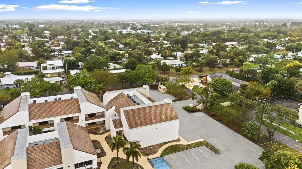 900 SE Ocean Boulevard Stuart FL