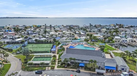 802 Nettles Boulevard Jensen Beach FL 34957