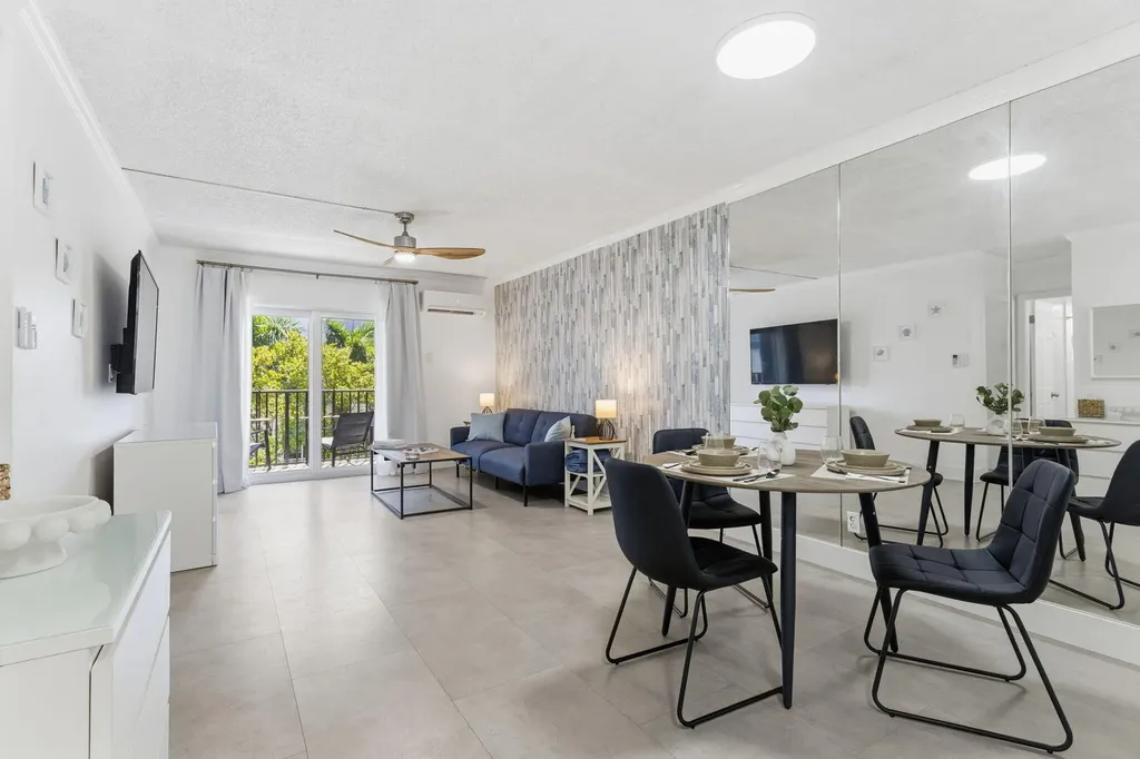 3000 Riomar Street Fort Lauderdale FL 33304