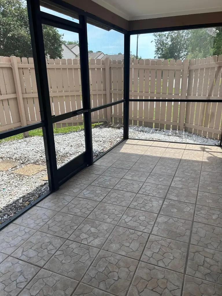 102 Sherwood Circle Jupiter FL 33458