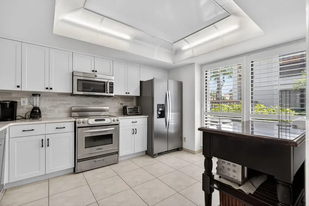 479 Brackenwood Lane N Palm Beach Gardens FL 33418