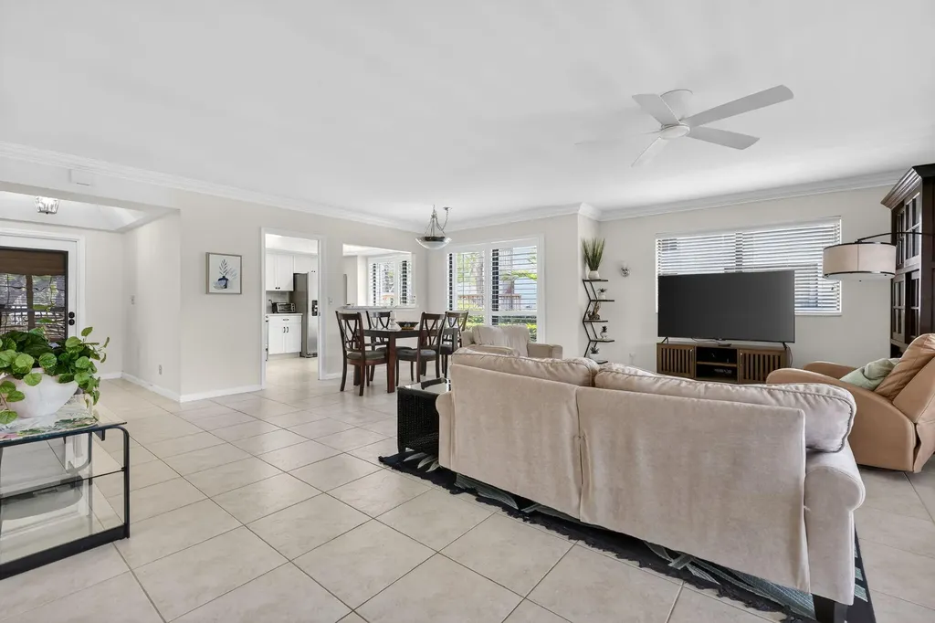 479 Brackenwood Lane N Palm Beach Gardens FL 33418