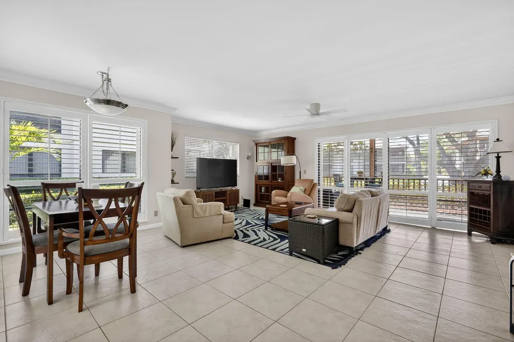 479 Brackenwood Lane N Palm Beach Gardens FL 33418