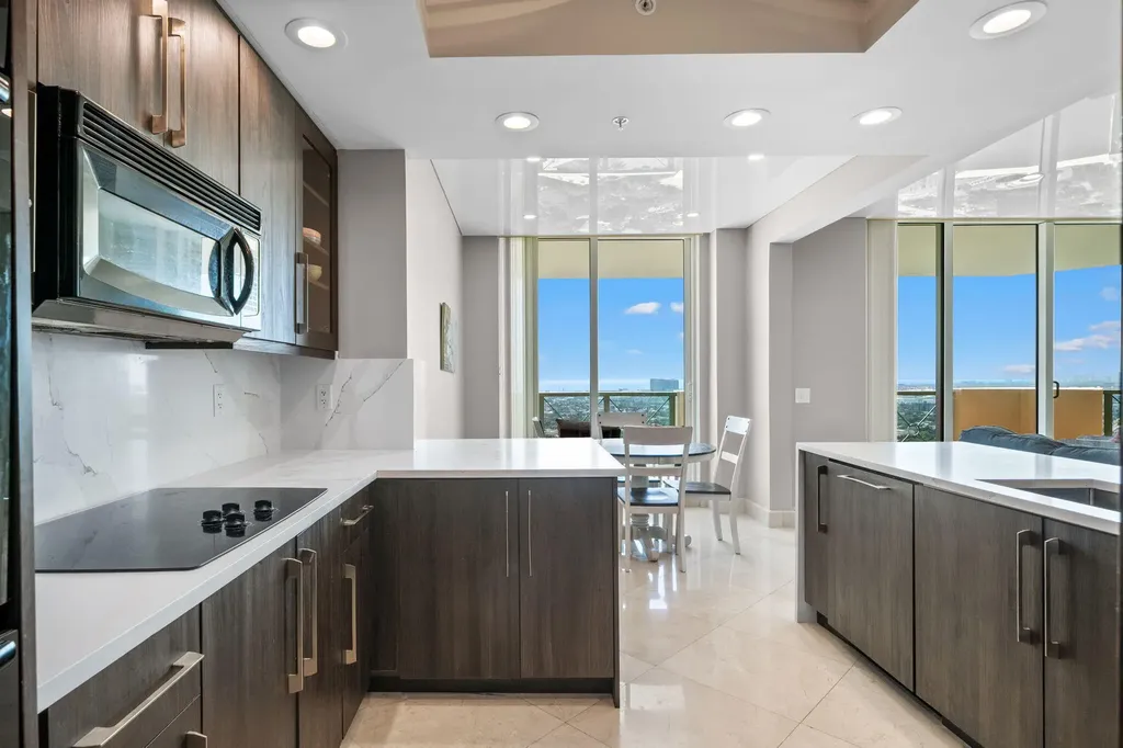 411 N New River Drive Drive E Fort Lauderdale FL 33301
